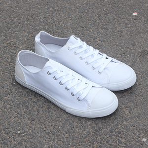 球鞋白