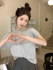 韩系减龄麻花爱心刺绣针织衫女夏季设计感小众软糯短袖正肩上衣服
