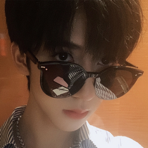 杨超越贺峻霖同款眼镜太阳镜圆形墨镜 黑色大框显瘦