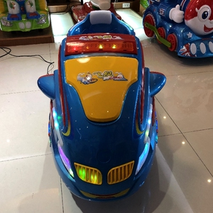 2021新款摩托飞艇摇摆机太空快艇电动摇摆机儿童投币摇摇车厂家