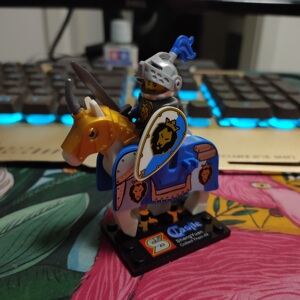 s牌绝版蓝狮骑士重装战马中世纪狮王城堡系列积木人仔兼容乐高