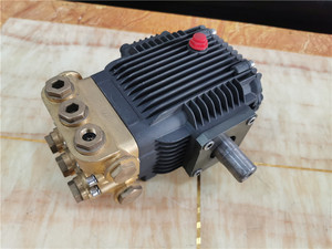 皮带轮高压水泵头14升流量180公斤压力洗车机 三缸柱塞泵外轴泵头