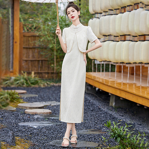 新中式国风白色披肩改良旗袍裙套装2024夏季新款气质连衣裙两件套
