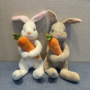 包邮可爱怀抱胡萝卜兔子公仔小白兔毛绒玩具围巾野餐兔玩偶布娃娃