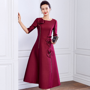 婚礼妈妈礼服高贵2021新款秋冬婚宴晚礼服气质修身喜婆婆连衣裙女