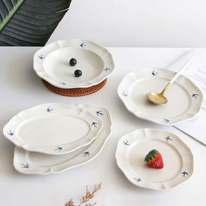 日式复古小碟子燕子浮雕陶瓷6寸盘子餐盘椭圆盘甜品创意餐具菜盘