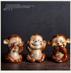 创意生肖三不猴摆件可爱装饰品卧室床头柜办公室桌面陶瓷小饰品