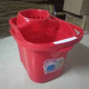 家用椭圆塑料加厚洗拖把桶拖布挤水桶普通拖地桶压水拖把桶拖桶