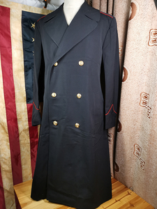 仪仗队大衣