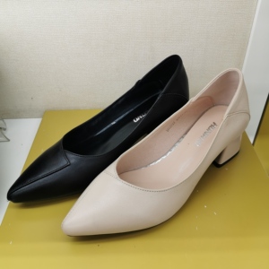 亨达女鞋秋新款