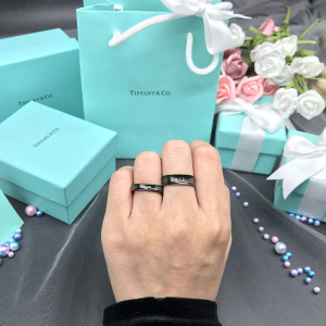 港代蒂芙尼tiffany官网黑钛戒指1837款925纯银情侣对戒情人节礼物