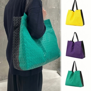 日本tote女士包大容量购物袋几何菱格情侣包单肩手提包硅胶托特包