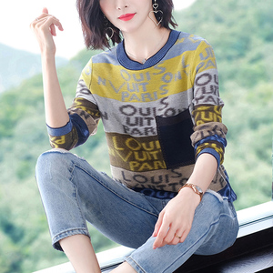 桐乡濮院羊毛衫圆领套头休闲彩色毛衣女短款打底衫秋季内搭上衣潮