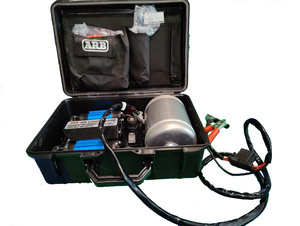 澳洲ARB双缸气泵ARB打气泵充气泵双缸储蓄罐气泵便携式轮胎充打气