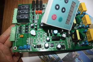 启功软启动器CGR3000系列软起动控制板 配件 主板 触发板故障维修