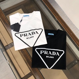 prada普拉达夏季休闲t恤男商务修身圆领短袖上衣打底衫半袖三角标