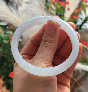 清爽水头足 多晶纹裂 大圈口 翡翠手镯正桩68证书475