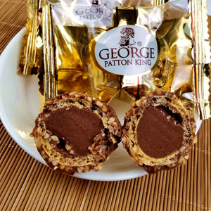 乔治巴顿金球形果仁巧克力 散装喜糖休闲零食500克约40粒多省包邮