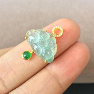 糯种白底青平安扣吊坠 18k金镶嵌莲花扣头女士款1人付款3680