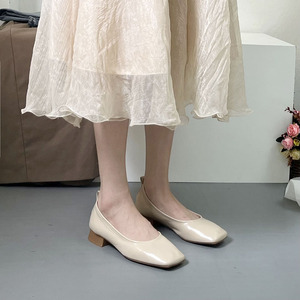 粗跟法式单鞋女春秋复古一脚蹬奶奶鞋2022新款百搭仙女风玛丽珍鞋