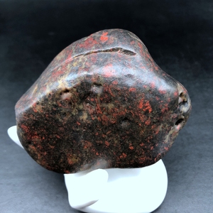 新疆哈密巴里坤淖毛湖陨落带天宝红伊丁强磁性陨石天然原石手把件