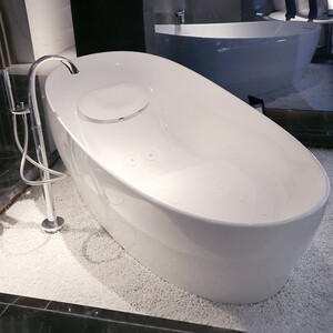 toto按摩浴缸pjyd2200pw 独立式气泡冲浪按摩水魔力技术贵妃浴缸