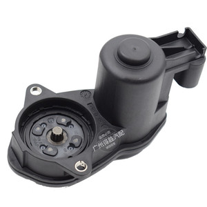 宝马530刹车卡钳