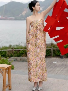 新中式晨袍女新娘复古抹胸高级感连衣长裙春夏季性感小众婚礼睡衣