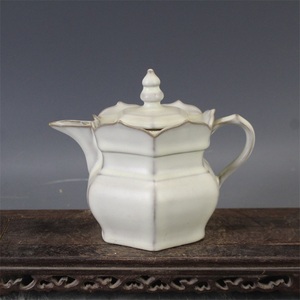 宋汝窑月白釉铁胎僧帽壶古董古玩复古茶壶茶具高仿古瓷器摆件收藏