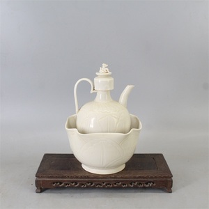 宋定窑白瓷刻花温酒壶古董古玩仿出土博物馆古瓷器老货收藏品摆件