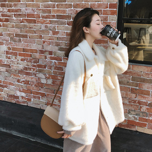 2018新款初冬韩版时尚白色毛绒外套女可爱加厚中…