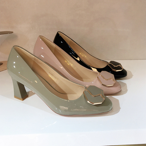 kisscat接吻猫2021春款正品方头粗高跟亮漆29503女单鞋ka19503-13