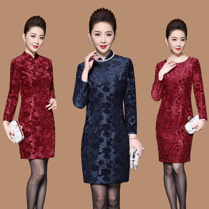 春季高档旗袍修身连衣裙加绒加厚中老年妈妈结婚婚礼服高档中长款
