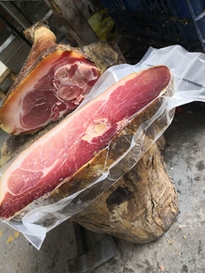 农家土猪火腿黄山特产徽州腊味美食自制土猪火腿500g真空包装