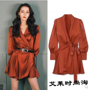 香港2021春晚迪丽热巴同款红色缎面衬衫连衣裙收腰显瘦气质短裙潮