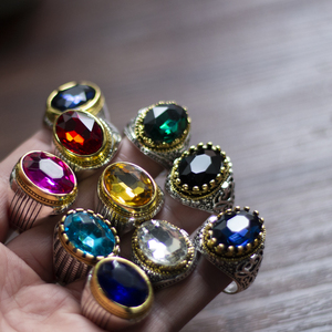 双色复古金银合金戒指男女情侣小饰品道具首饰宫廷镶嵌人工宝石优