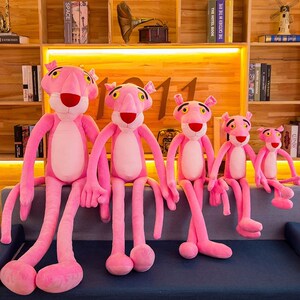 粉色虎玩偶