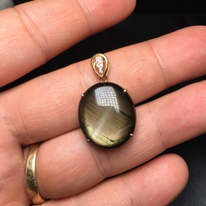 山东昌乐矿区星光素面蓝宝石裸石镶嵌18k黄金吊坠专柜正品热销