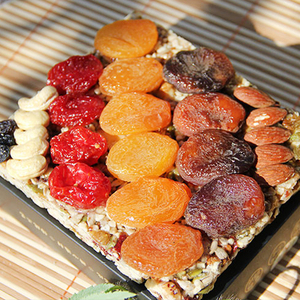 新疆特产坚果糕点疆小萃传统纯手工切糕营养健康甜而不腻满口留香