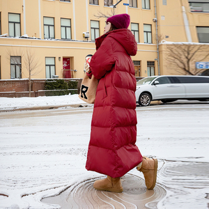 红色羽绒棉服女冬季2023新款韩系慵懒风中长款加厚过膝面包服外套