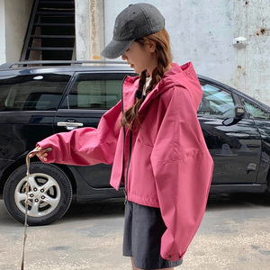 今年流行玫粉色连帽外套女2024春季新款韩版宽松时尚减龄夹克上衣