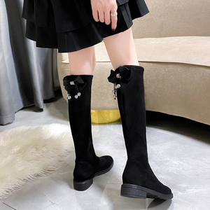 小学生长靴女11岁