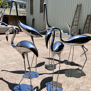 户外不锈钢仙鹤大雁白鹭海鸥鸟雕塑定制园林地产水池草坪装饰摆件