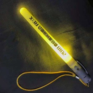 鹿晗演唱会应援棒