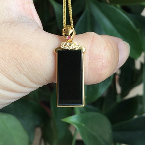 天然a货翡翠平安无事牌吊坠 冰种老墨翠挂件18k金镶嵌玉石 女坠子