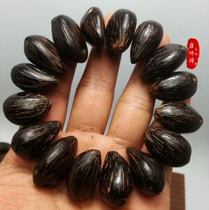 三眼金猪菩提手串