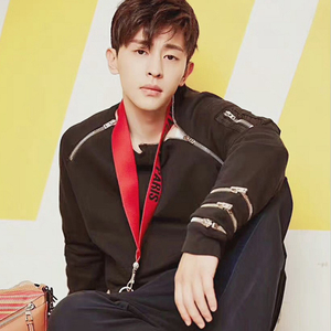 【邓伦同款卫衣春】邓伦同款卫衣春品牌,价格 - 阿里巴巴