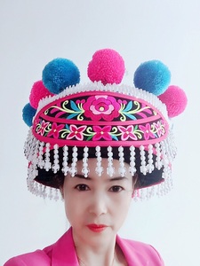 楚雄彝族牟定彝族跳脚弹弦子彝族云南少数民族头饰帽子