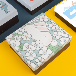 卡通动漫礼盒送女友生日礼物盒放首饰礼品盒衣服包装盒ins风空盒