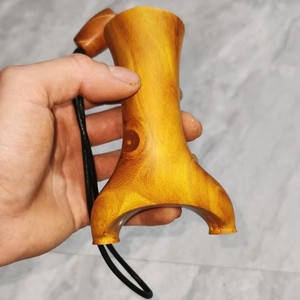 纯手工弹弓龅牙扁皮实木质原木纯手工制加大弓门户外精准弹工包邮